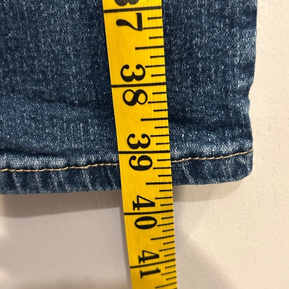 Women's Northern Reflections Size 14 Pull-On Comfort Waist Tapered Leg Jeans - Picture 4 of 11